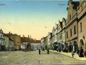 Třeboňské náměstí z historie